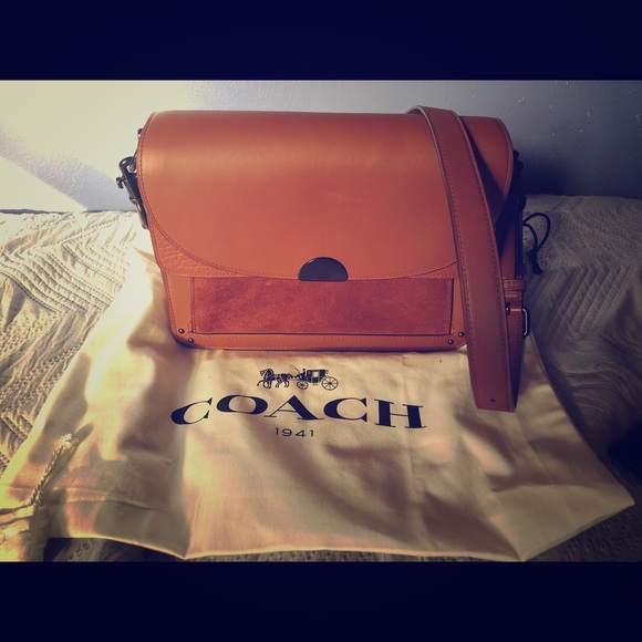 Coach Handbags - Coach Dreamer Shoulder Bag